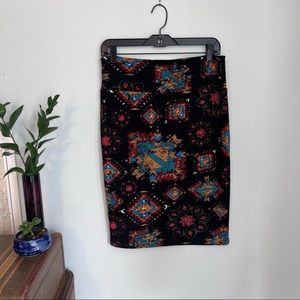 EUC! Lularoe Cassie Pencil Skirt Size Small black w/ geometric pattern